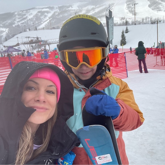 Meet your Posher, Yleana - Picture 16 of 17